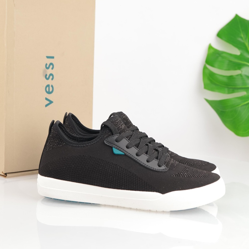 Vessi Shoe Mens Weekend 1.5 Sneaker Size 8 Black Knit Lace Up Waterproof Comfort